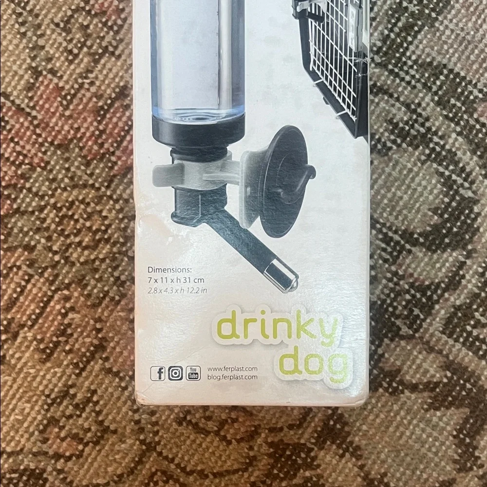 Drinky Dog (0.2 gal) Ferplast Water Dispenser Brand New !!!